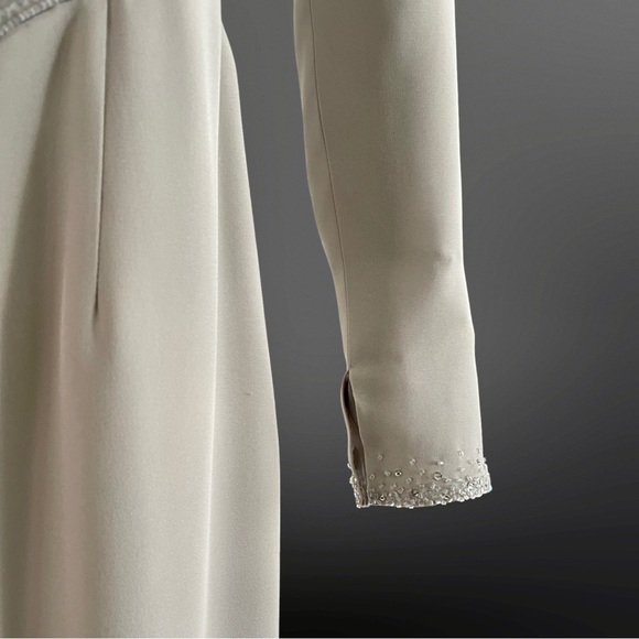 VINTAGE 1990s Stephen Yearick gown & bolero in light silver - Picture 11 of 15